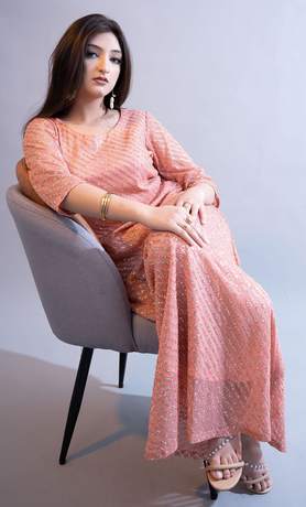 Relaxed portrait in the studio
